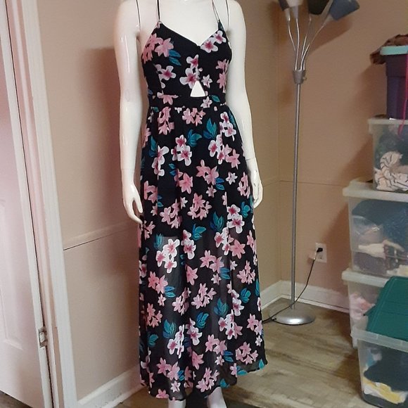 Candie's Dresses & Skirts - Candie's Black Floral Maxi
